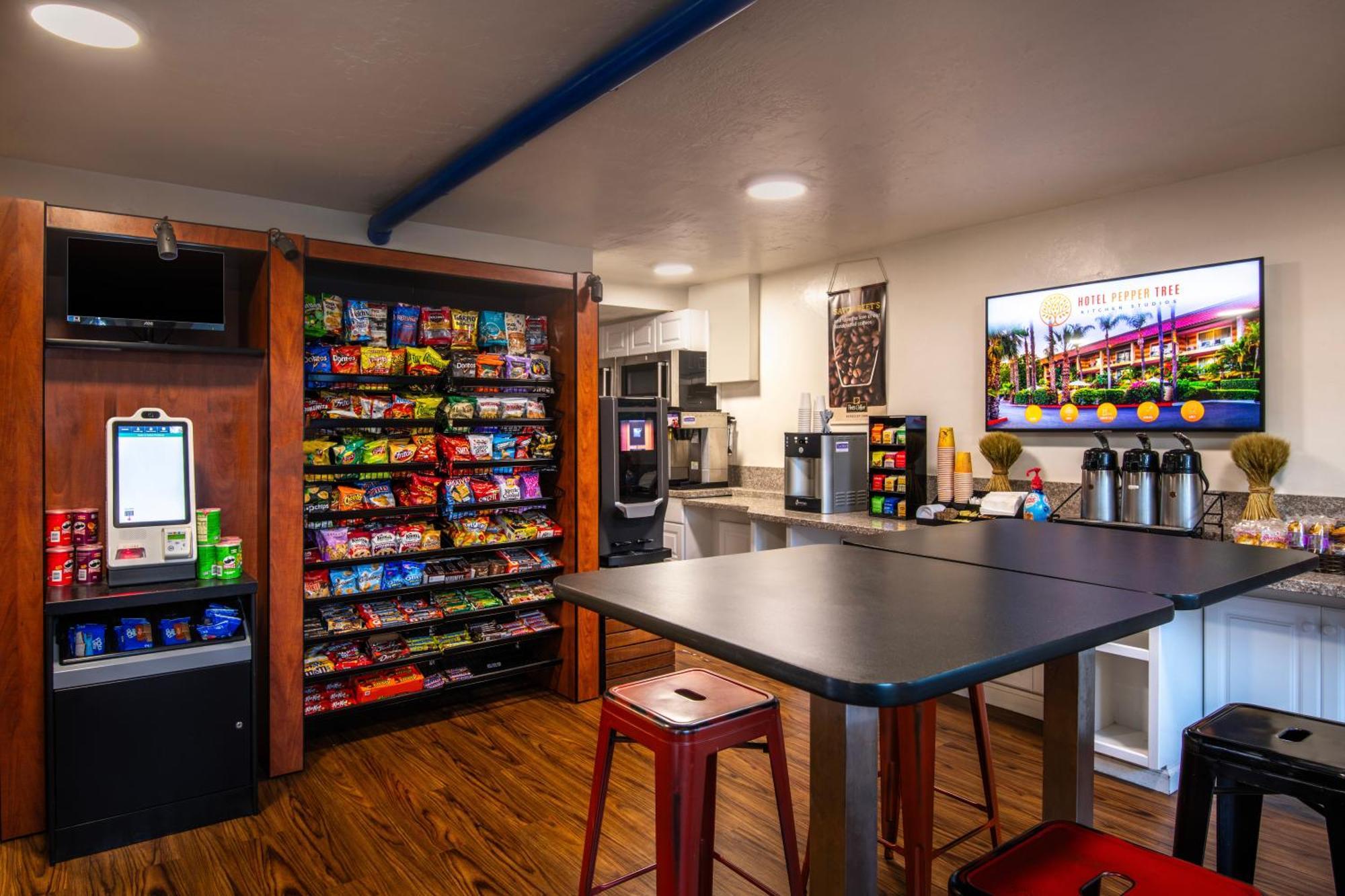 Hotel Pepper Tree Boutique Kitchen Studios - Anaheim Bagian luar foto